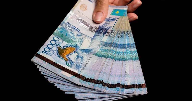 Экс акима приговорили к заключению за хищение 500 тысяч тенге в Абайской области