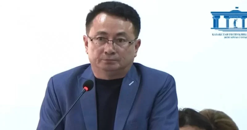 Аты жоқ бір адам бар... : заңгер Мейірман Шекеев Арман Дүйсеновтің әйеліне неге көмектеспейтінін айтты