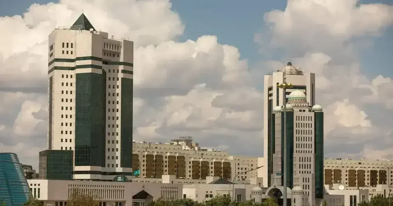 Ашимбаев о том, кто возглавит однопалатный парламент: Ещё рано загадывать