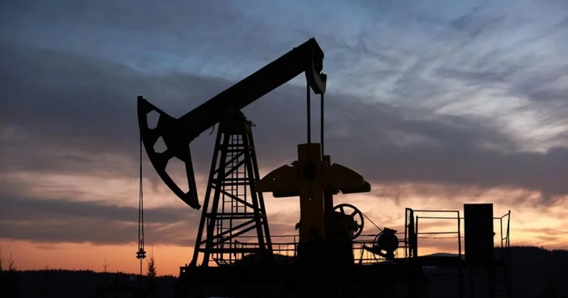 Мұнай газ секторы Қазақстанның сыртқы қарызының жартысына жуығын құрайды сарапшылар тәуекел туралы ескертті