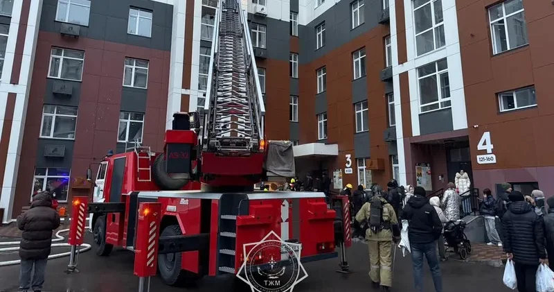 Қарағандыда көпқабатты тұрғын үйден өрт шығып, 35 адам эвакуацияланды