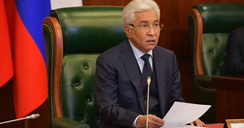 Имангали Тасмагамбетов уходит из ОДКБ: он получил награду из рук президента Кыргызстана