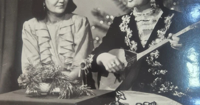 Ғарышты әнімен тербеген