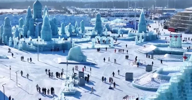 Қытайлар мұздан қала тұрғызды