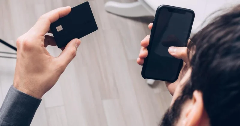 Житель Астаны заработал на своих банковских счетах, но попал под суд