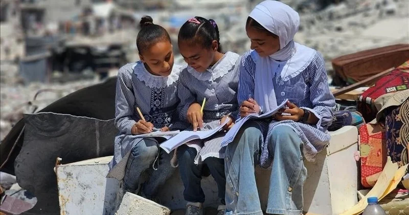 ЮНИСЕФ: Газада 90% дан аса мектеп зақымданған немесе қираған