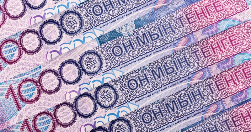 “Ерсі жағдай“. Тоқаев қазақстандық банктердің бірі арқылы шетелге 7 триллион теңгеден аса қаржы “жөнелтілген“ айтты