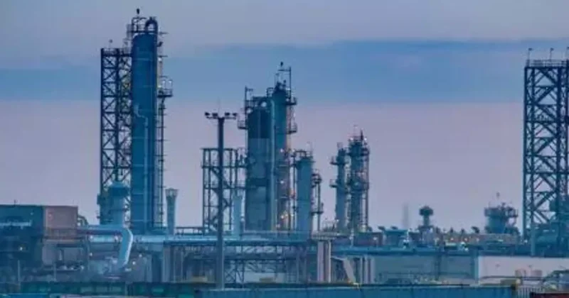 Теңіз кен орны бір апта ішінде іске қосылады министр