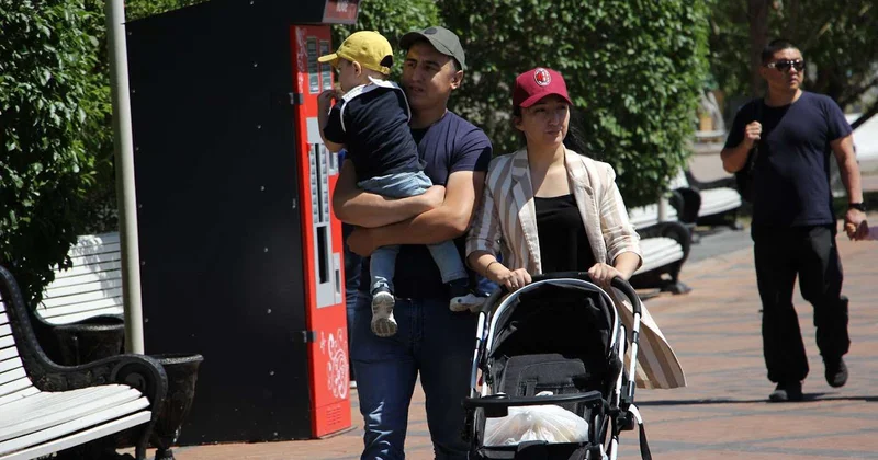 Ценности брака и семьи усилят на конституционном уровне в Казахстане