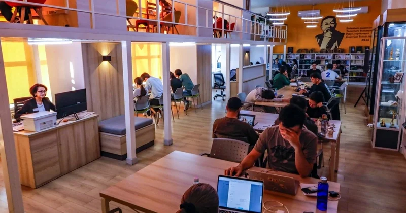 Ұйықтамайтын қала: Алматыда 24 сағат жұмыс істейтін кітапханалар саны артады