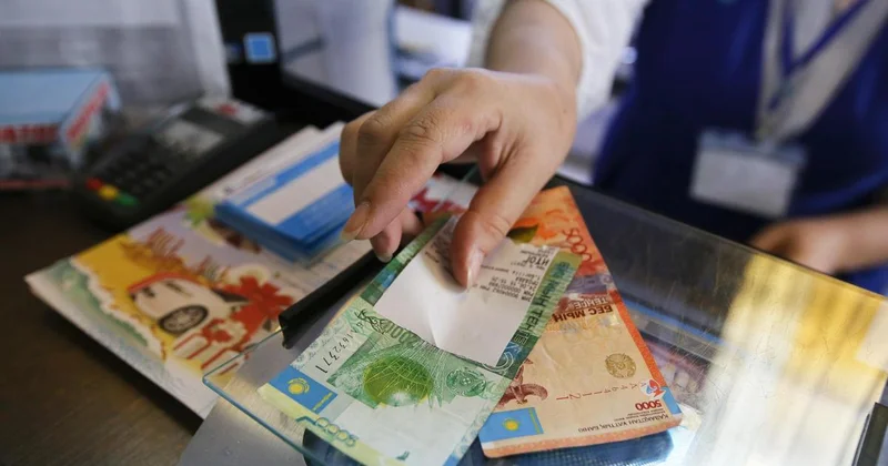 Почему цены в магазинах у дома выше, чем в супермаркетах Казахстана, объяснили аналитики