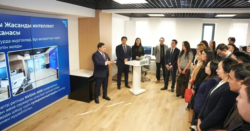 Дархан Жазықбай Талдау мектебі тыңдаушыларымен кездесті