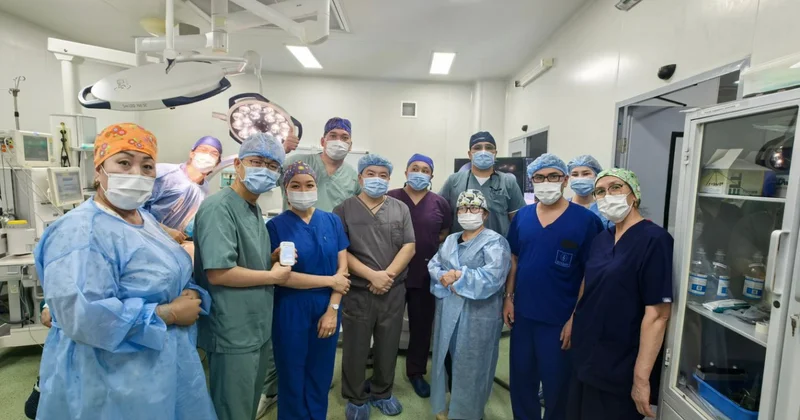 Сегізкөз стимуляторы жұлын кеселімен туған жасөспірімдерге салынды