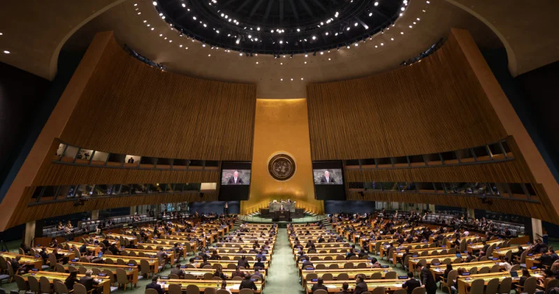 “Ұзаққа созылатын соғысқа дайынбыз“: Тегеран БҰҰ Қауіпсіздік Кеңесінің шұғыл отырысын өткізуді талап етті