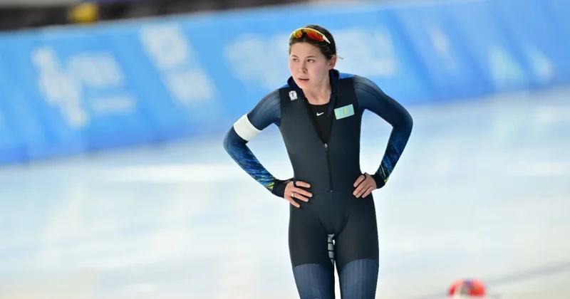 Казахстанская конькобежка стала трехкратной чемпионкой мира