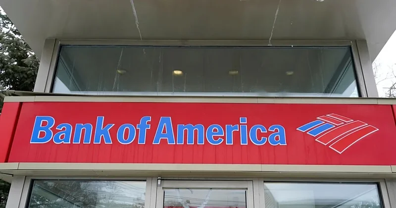 Парижде біреулер америкалық банктің ғимаратына бомба қоймақ болды