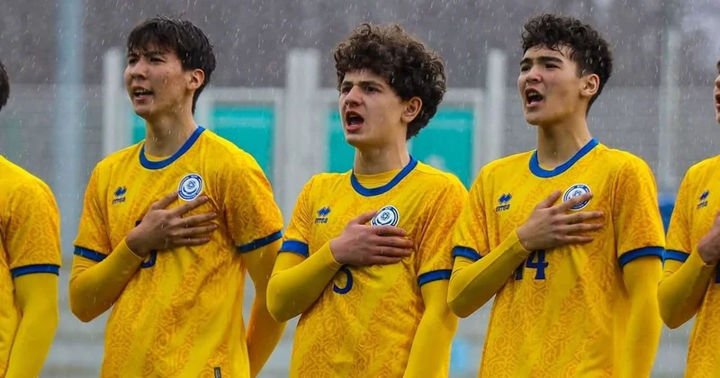 Юношеская сборная Казахстана по футболу разгромно проиграла Дании и не попала на Евро 2026