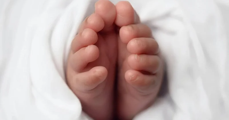 В Узбекистане студентка пыталась продать новорожденного сына