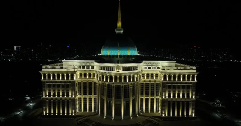 Более 500 зданий отключили подсветку в поддержку Часа Земли в Казахстане