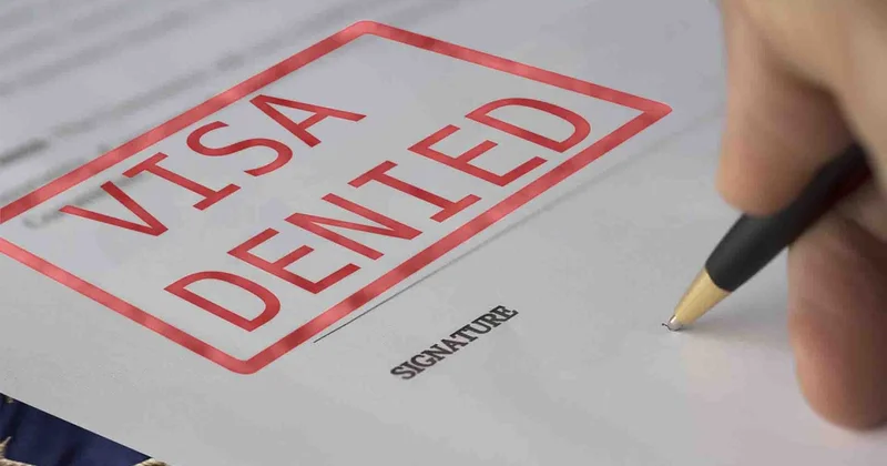 Шетелде жұмысқа орналастырамын : 80 адамды алдаған күдікті қамауға алынды