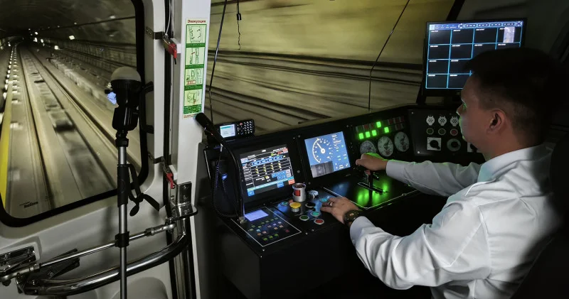 Машинист неге өз өзімен сөйлеседі. Алматы метросындағы бір күн