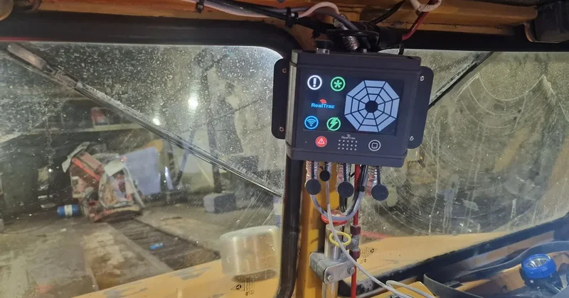 Казахмыс протестировал систему предотвращения столкновений техники в шахтах