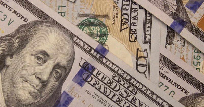 Доллар бағамы 2024 жылдың жазындағы ең төменгі деңгейге дейін түсті