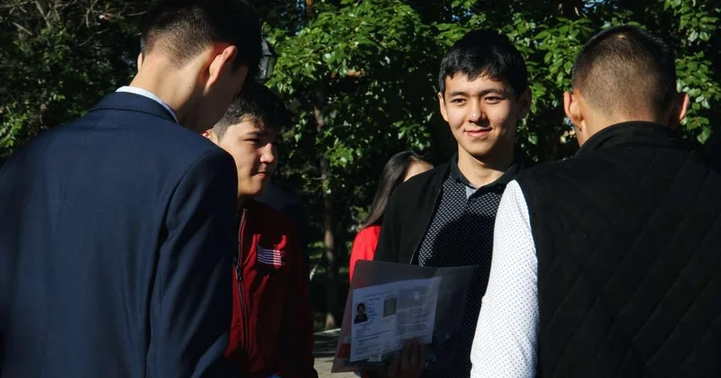 В Азербайджане будут выдавать электронные аттестаты в 9 и 11 классах