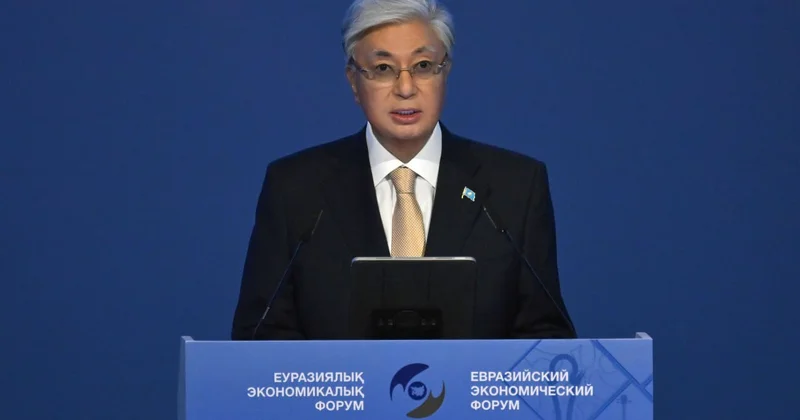Президент подчеркнул актуальность форума ЕАЭС на фоне глобальной неопределенности