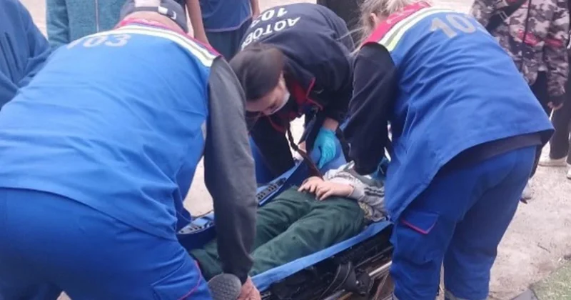 Футбольные ворота упали на ребёнка во дворе в Актобе