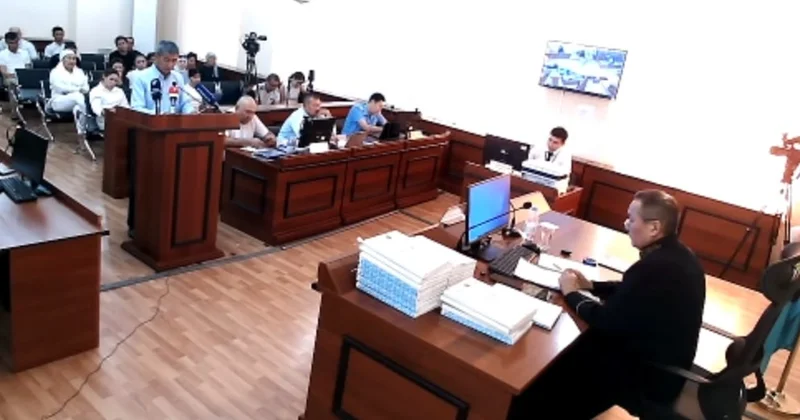 Ол ұяты жоқ ересек ер адам . Нұрайдың ата анасы сотта сөз сөйледі