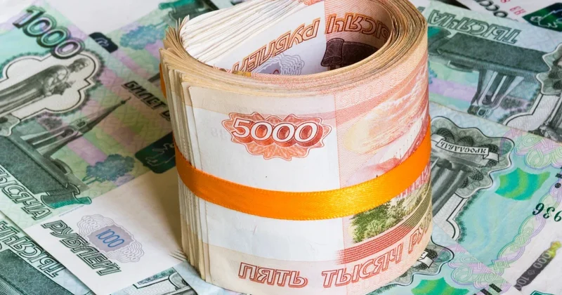 Казахстанцы продолжают чаще продавать рубли, чем покупать данные Нацбанка