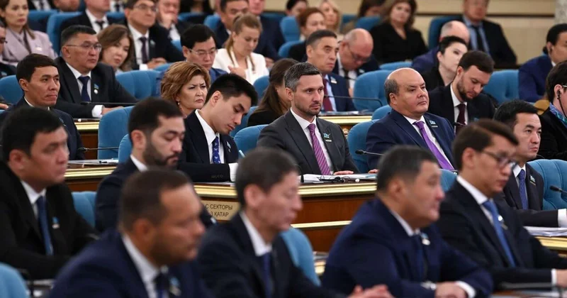 Құрылтай депутаттары ант берді