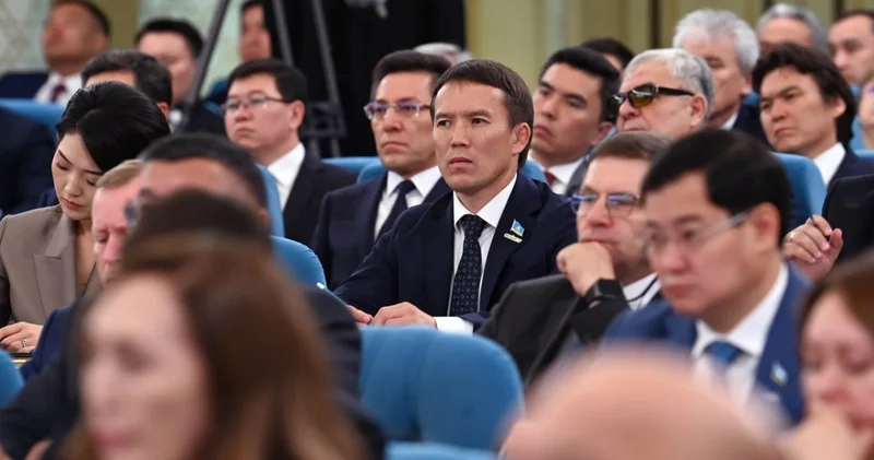 Бұрынғы Парламентпен салыстырғанда Құрылтайдың құрамында әйелдер мен жастардың үлесі едәуір өсті Тоқаев