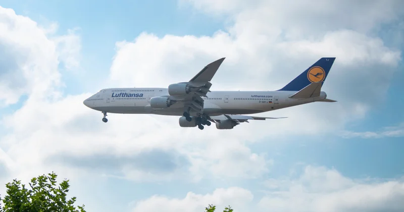 Өртенген пауэрбанк Lufthansa ұшағын шұғыл қондыруға мәжбүр етті