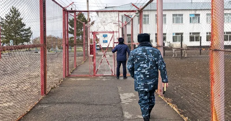 Алматыда ірі көлемдегі контрабанда ашылды 20 күдікті ұсталды