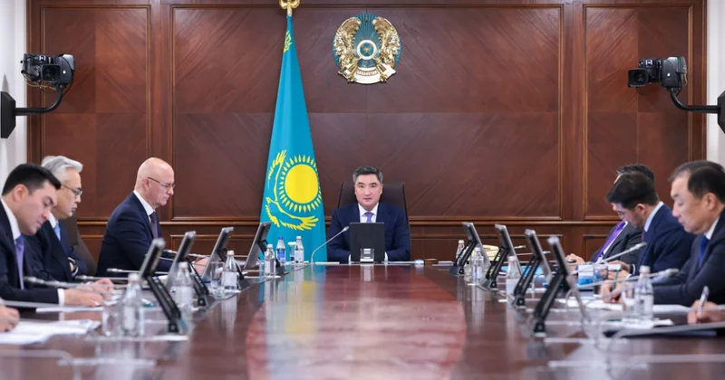 Бектенов жыл соңына дейін Салалық ақпараттық қауіпсіздік орталығын іске қосуды тапсырды