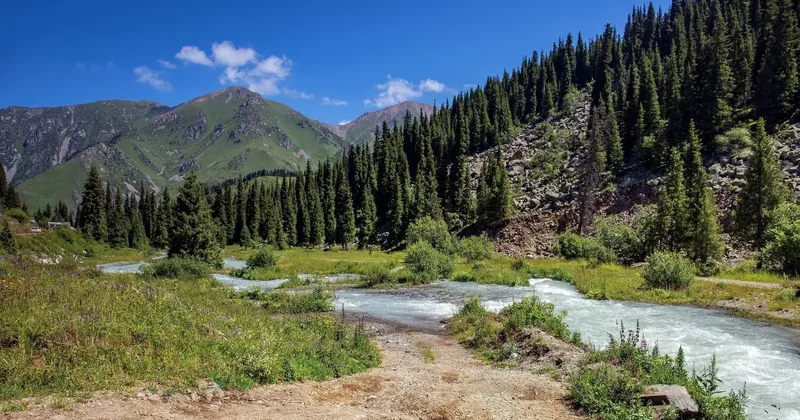 Планы на высоте: как будет развиваться горный туризм в Казахстане