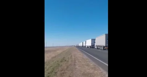 Водитель из Шымкента пожаловался на бардак на границе в ЗКО