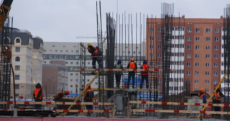 Токаев анонсировал масштабные вложения в ЖКХ и инфраструктуру Казахстана