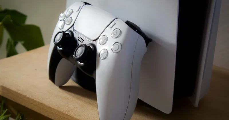 Хакеры научили взломанную PlayStation 5 запускать оригинальные диски от PlayStation 2
