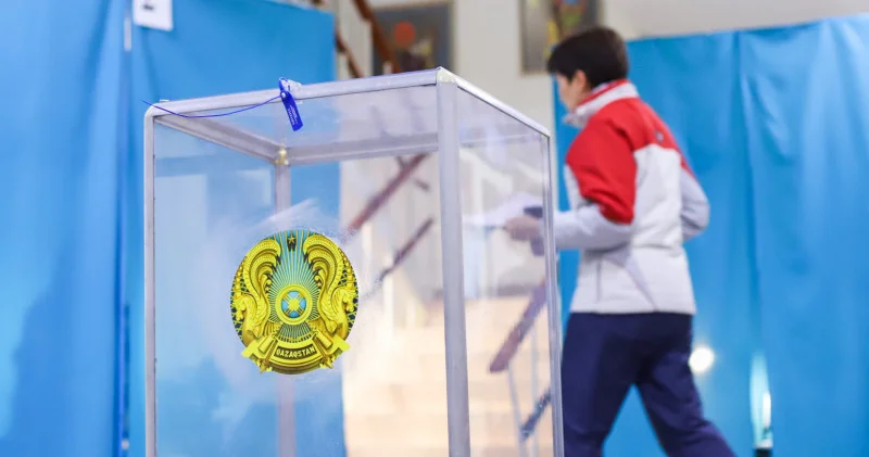 “Сайлау тым көп, жұрт саяси науқандардан мезі бола бастағанын айтып отыр“ Президент