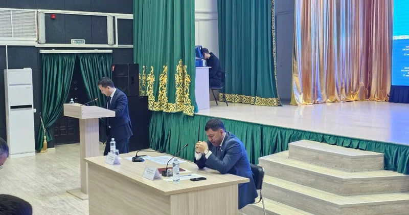 Уәде емес, іс керек! Есбол тұрғындары әкімді сынға алды