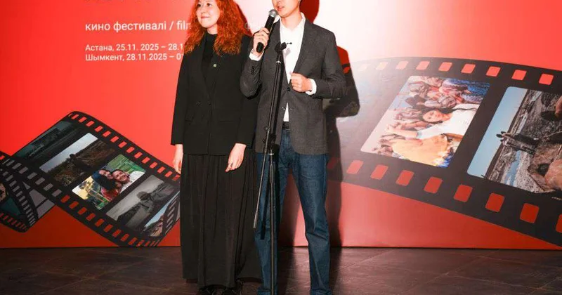 Искусство на защите девочек и женщин