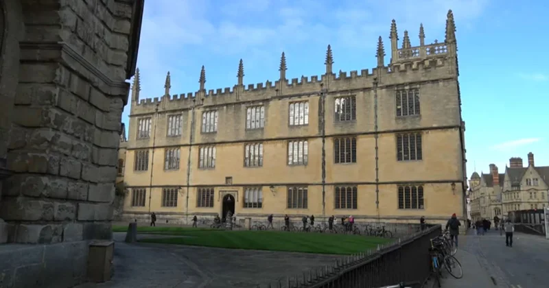 Оксфордта қазақ тілін оқыта бастады