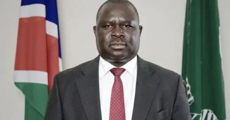 Гитлер из Намибии сменил паспортные данные