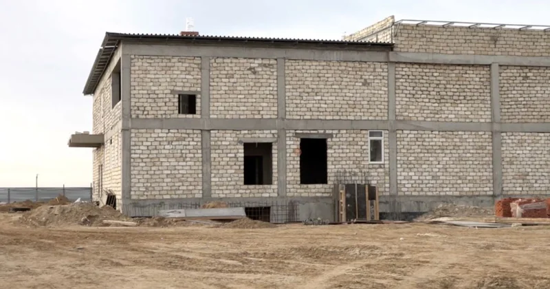 Атырау облысы Қызылқоға ауданындағы ауылдарда мәдениет үйінің құрылысы бітпей тұр