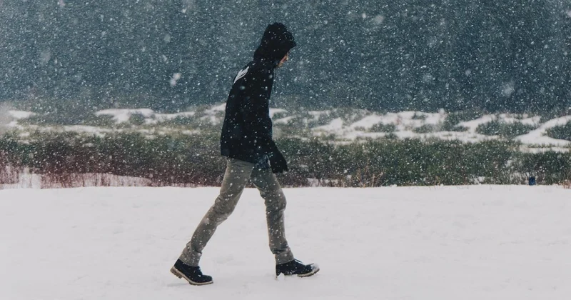 Более 200 человек пострадали из за гололеда в Актау