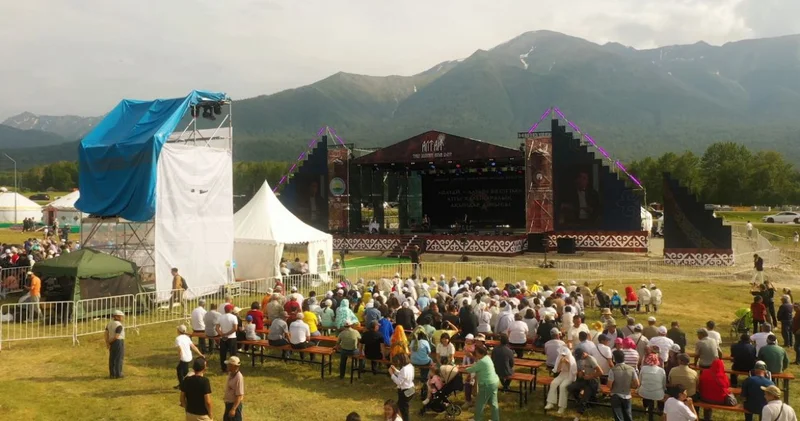 Алтай төріндегі мәдени серпіліс