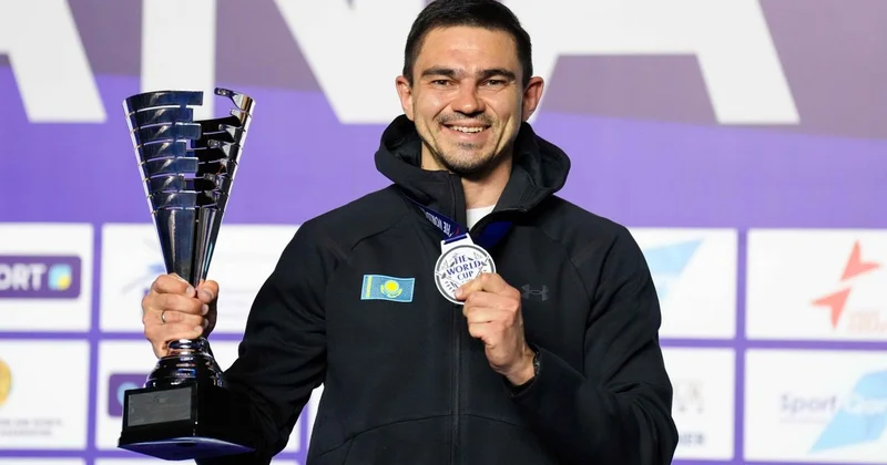 На одной ноге за историческую медаль: как шпажист Руслан Курбанов стал призером Кубка мира